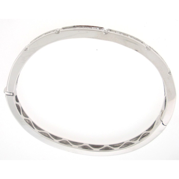 Gorgeous Diamond Bangle Bracelet - z5606