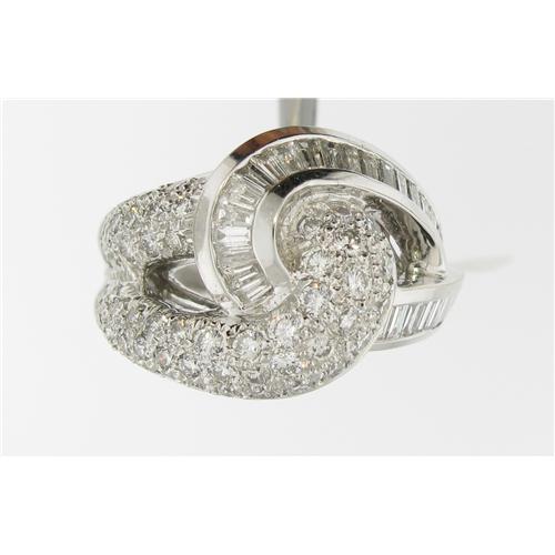 Ladies Diamond Ring - z422