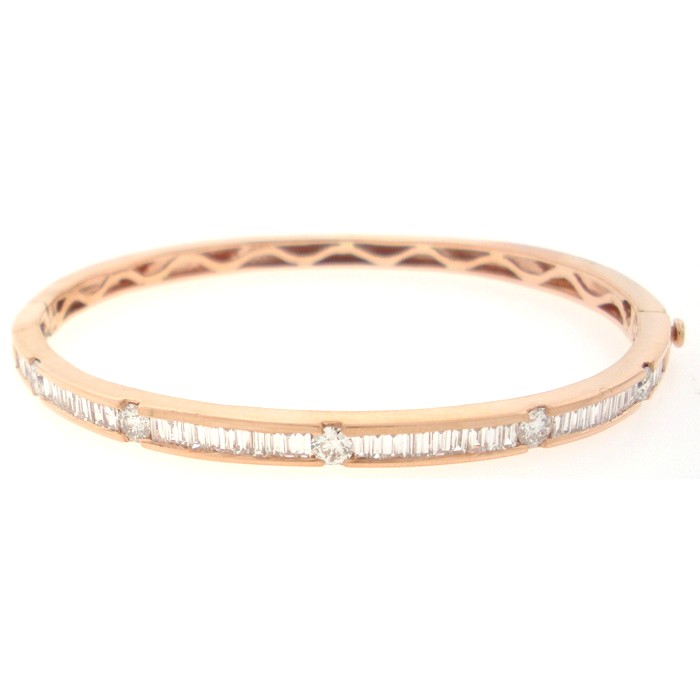 Gorgeous Diamond Bangle Bracelet - z5605