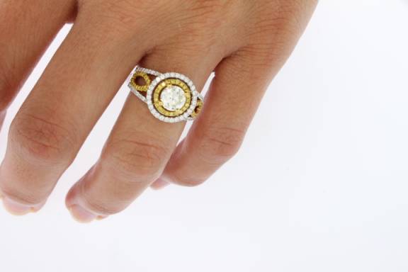 Beautiful Fancy Yellow Diamond Ring