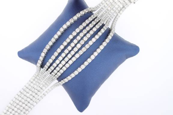 Beautiful Ladies Diamond Bracelet - z5411