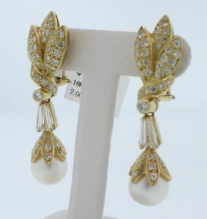 18kt Diamond and pearl  Drop Earrings SPECIAL PRICE
