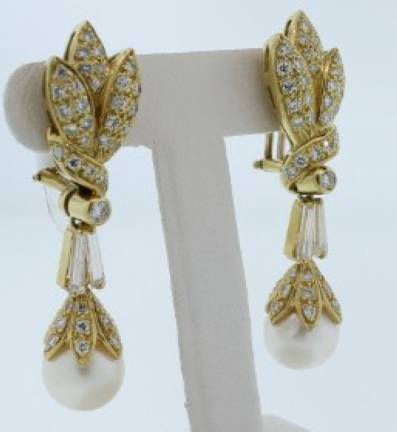 18kt Diamond and pearl  Drop Earrings SPECIAL PRICE