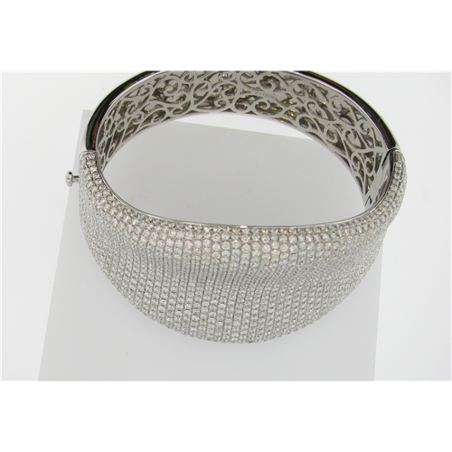 Ladies Diamond Cuff Bangle Bracelet