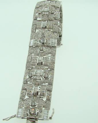 Beautiful Ladies Diamond Bracelet - z4880  y252/19