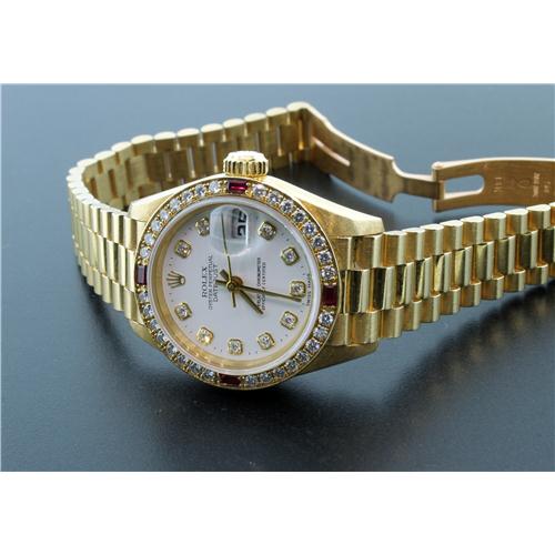 Beautiful Ladies Rolex Presidential factory original diamonds