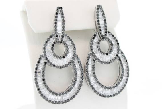 Beautiful Diamond Earrings - z6976 y300/20s