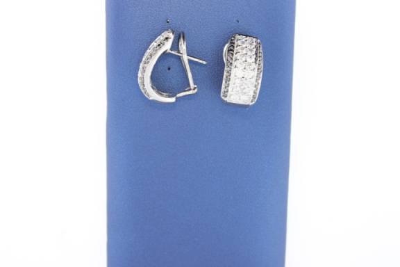 Beautiful Diamond Earrings - z9608 y297/62