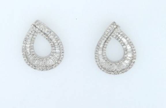 Beautiful Diamond Earrings - z5879 y291/106s