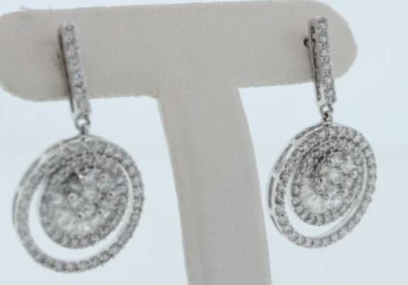 Beautiful Diamond Earrings - z6172 y294/48