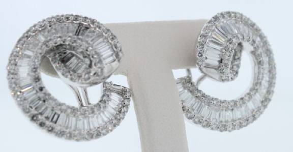 Beautiful Diamond Earrings - z5874 y293/9s