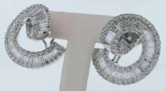 Beautiful Diamond Earrings - z5874 y293/9s