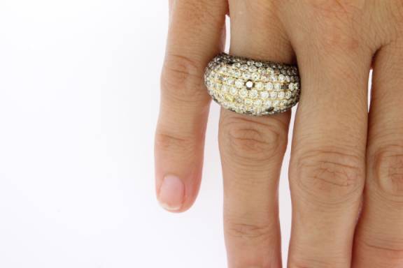 Beautiful Diamond Ring - #17