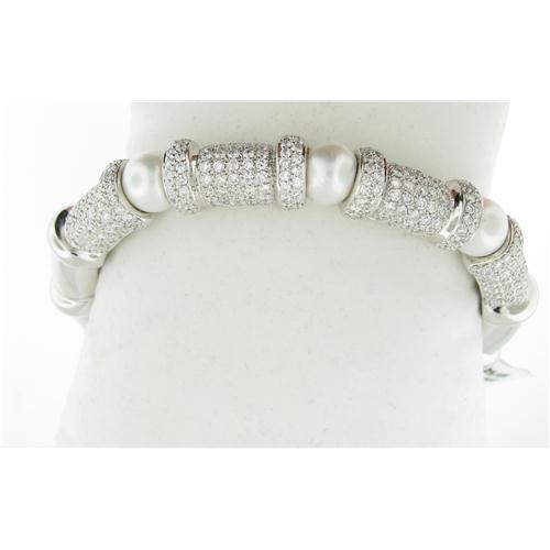 Beautiful Ladies Pearl & Diamond Bangle Bracelet - #22 Beautiful Ladies Pearl & Diamond Bangle Bracelet - #22