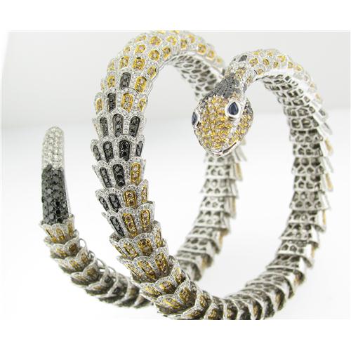 Ladies Diamond Snake  Bracelet 18kt gold