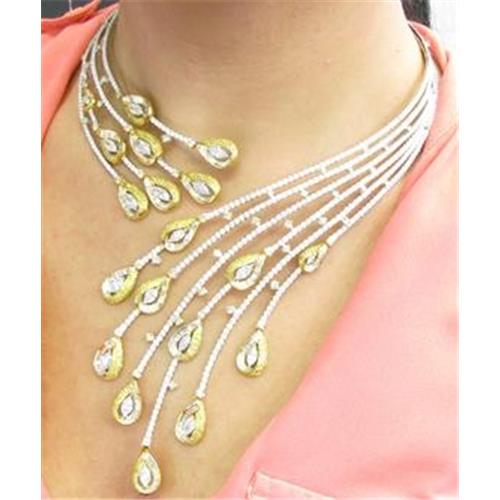 18k Ladies Elaborate  Diamond Collar Necklace