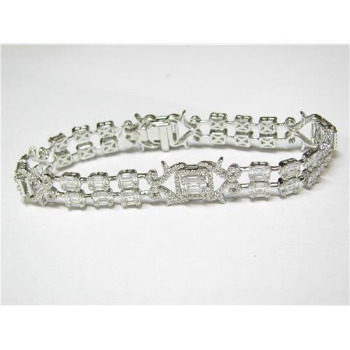 Ladies 18K White Gold Emerald Cut Diamond Bracelet - B0189