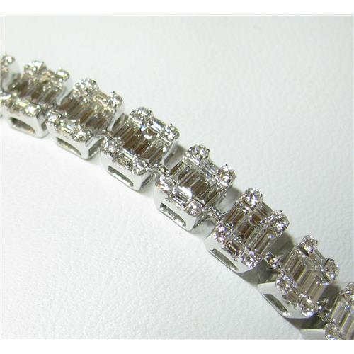 Ladies Emerald Cut Diamond Bracelet - B0216