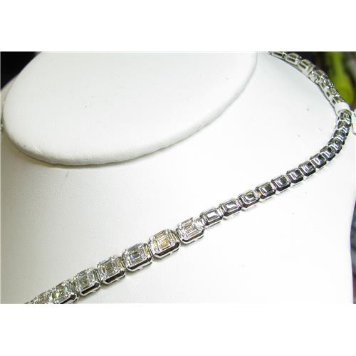 18K white gold Emerald Cut  diamond necklace