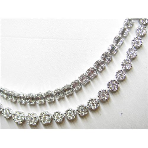 Ladies 18K white gold diamond necklace