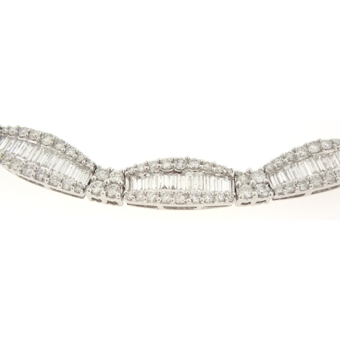 Gorgeous Diamond Neklace - z5021