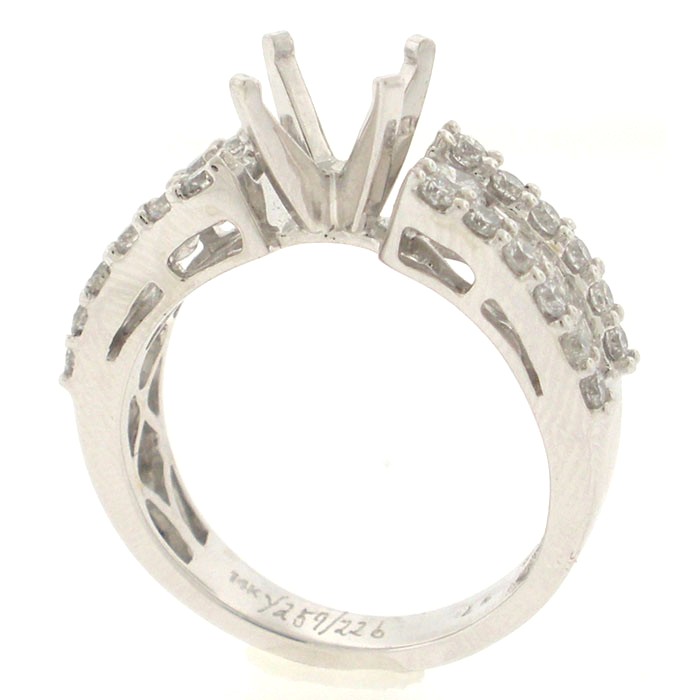 Beautiful Diamond Engagement Ring/Remount - z5136