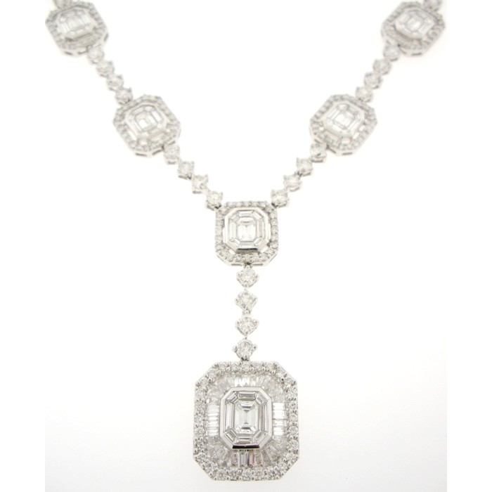 Gorgeous Diamond Necklace - z5571