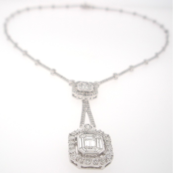Gorgeous Diamond Necklace - z5745